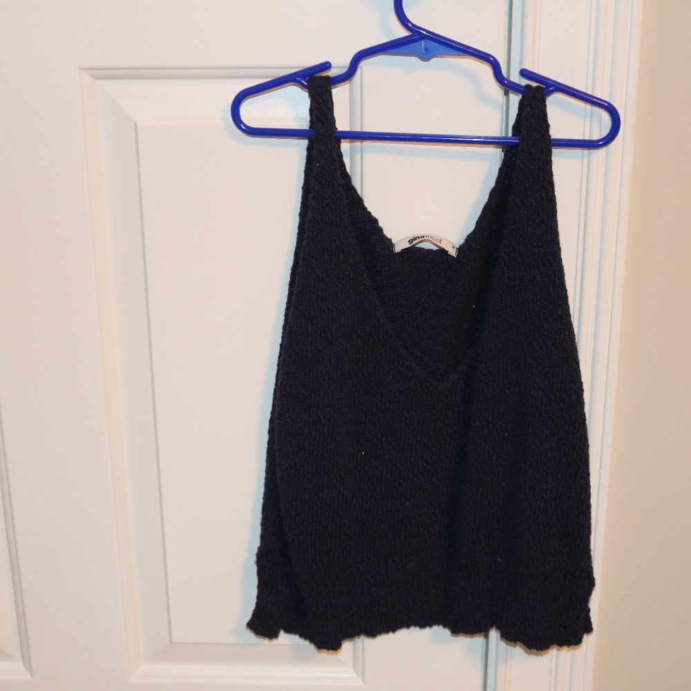 Navy loose knitted tank